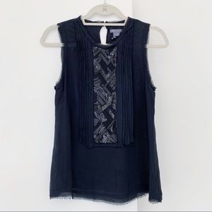 NEW!! 🖤 Vince Sequin Panel Top